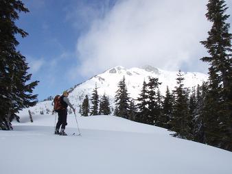 Snoqualmie Mountain from Cave Ridge