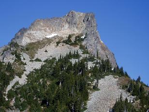 Scramble route on Kaleetan Peak's south side