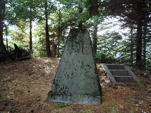 The mysterious summit of Aldrich Butte