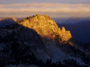 Sunrise on Trico Mountain from above Robin Lake (Terrace and Baring in the background)