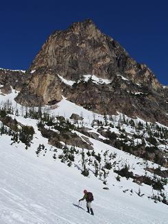 SE side of South Early Winters Spire as we ascend to the pass