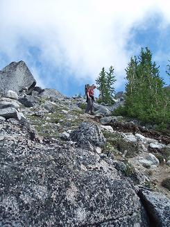 Sarah descending Aasgard Pass