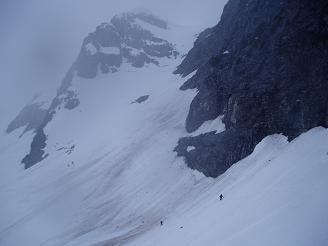 Traverse below Pyramid Peak