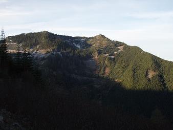 East side of Mailbox Peak and Dirtybox Peak