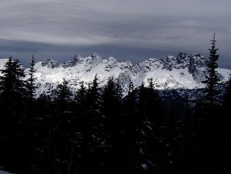 Lemah Mountain and Chimney Rock from Polallie Ridge lookout