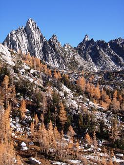 Prusik Peak from below Sprite Lake