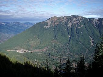 Mailbox Peak and Dirtybox Peak from Change Creek trail