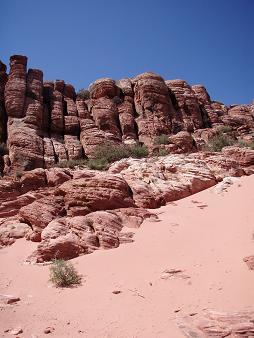 Columns over a sandy basin on Kraft Mountain