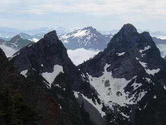 Spire Mountain between two summits of Sheepgap Mountain