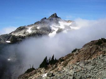 Chikamin Peak