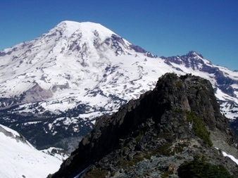 Unicorn Peak with a 10-person party on top