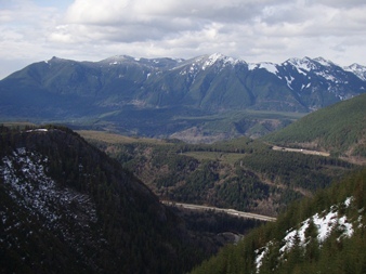 Si, Teneriffe, and Green from Hall Creek Road