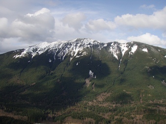 Dirtybox Peak from Hall Creek Road