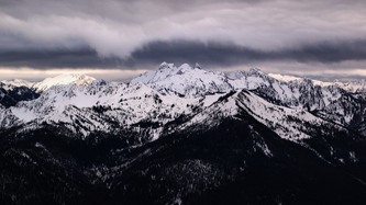 Bulls Tooth and Sasha Peak behind Doughgob Mountain