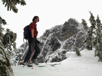 Kevin on the NW ridge of point 5,360 with Snoqualmie in the background.