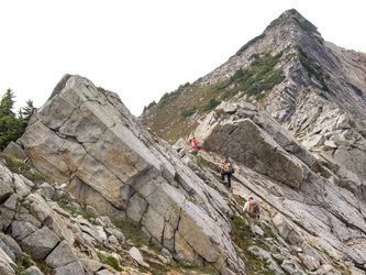 Looking up the NE ridge of Burnt Boot Peak.