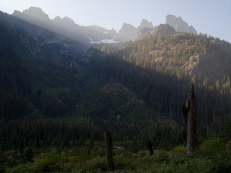 Looking up the valley on the south side of Chimney Rock from the PCT.