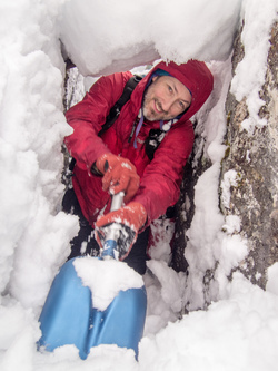 Instead of climbing out, he dug his way out through a corridor between the boulders.