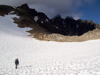 Sentinel Peak and Old Guard Peak from the head of the South Cascade Glacier.