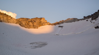 We headed for the lowest point on Stonehenge Ridge (the ridge between Gunsight and Sinister).