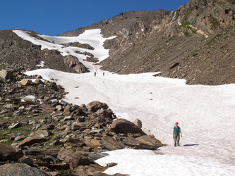 The SE slopes of Clark Mountain.