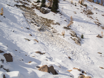 Avalanche #2 slid as I was hiking back to the pass.