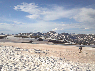 On a plateau south of Stony Pass.