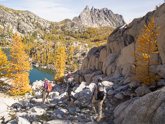 Descending to Inspiration Lake.