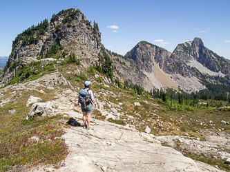 Box Ridge from the 5,720' pass.