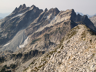 Bears Breast Mountain from Hinman's SW ridge.