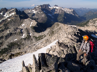 The Snoqualmie Range from Hinman's SW ridge.