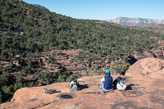 Breakfast above Parissawampitts Canyon