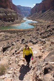 Hiking up the Nankoweap granaries trail