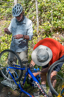 We traveled about 20 feet before Brett's chain broke.  Fortunately Art was able to repair it.