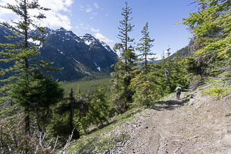 Boulder De Roux Trail