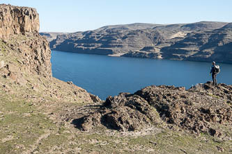 Babcock Bench over the Columbia River