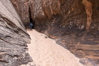 Tunnel Slot