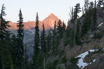 Mount Stuart alpenglow