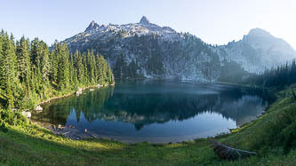 Bulls Tooth sub-summits over Doelle Lake