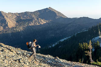 Earl Peak