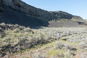 Park Lake side canyon