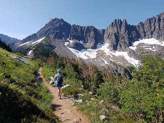 Cascade Pass